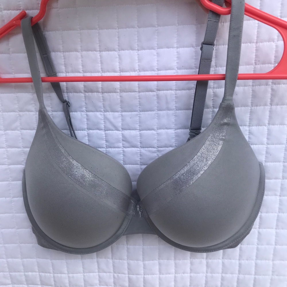 Victoria’s Secret bra bundle